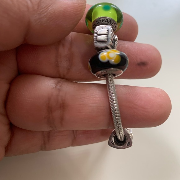 Pandora charm bracelet - Picture 11 of 12